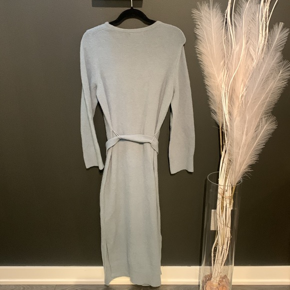 Banana Republic Merino wool dress - Picture 3 of 6